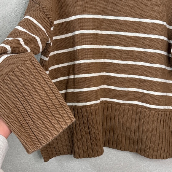 GAP Knit Sweater Striped Oversized Tan and White size Large - Picture 2 of 9